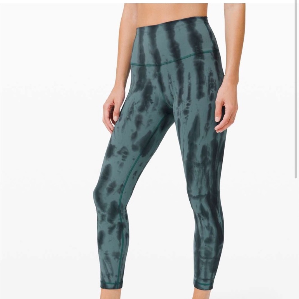 Lululemon Wunder Train High Rise Tight 25” in Forest Shibori